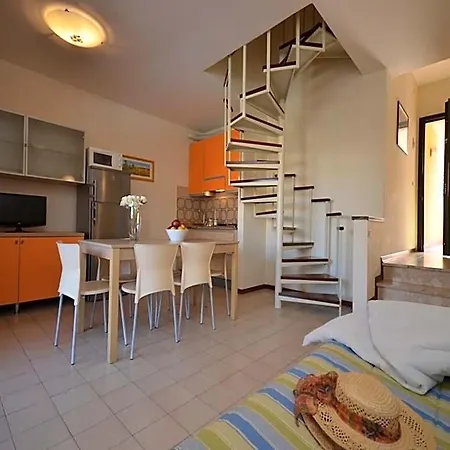 Spacious And Bright 3*